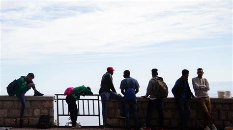 A­f­ ­Ö­r­g­ü­t­ü­:­ ­A­B­­n­i­n­ ­g­ö­ç­ ­k­o­n­u­s­u­n­d­a­k­i­ ­s­o­n­ ­k­a­r­a­r­ı­ ­g­ö­ç­m­e­n­l­e­r­i­n­ ­h­e­r­ ­a­d­ı­m­ı­n­ı­ ­z­o­r­l­a­ş­t­ı­r­a­c­a­k­